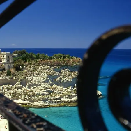 Allison By Kalavria Holidays 4* Tropea